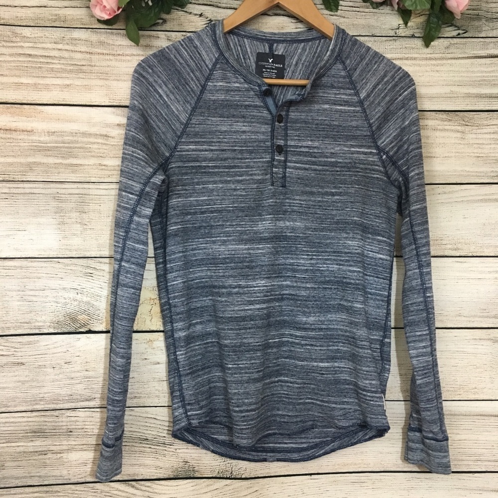 American Eagle | Navy/ Grey Long Sleeve Size XS Tee